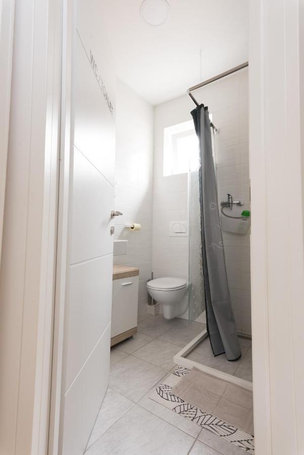 Apartmani Kod Marka ポゼガ エクステリア 写真